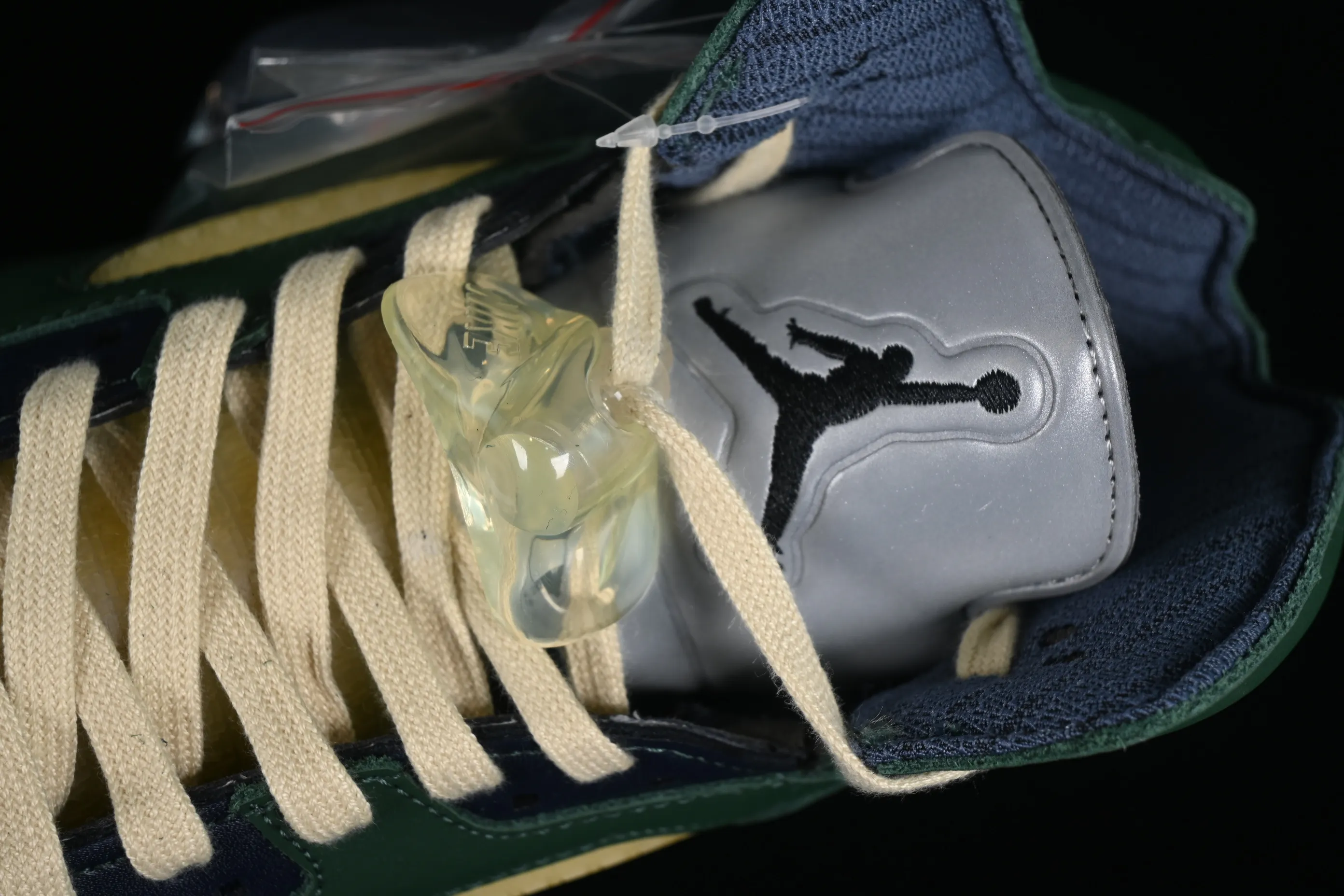 All categories Air Jordan Jordan series basketball shoes Air Jordan 5 Air Jordan 5 SE "Craft Light Orewood Brown" AJ5 Joe 5 Agate Green FZ5758-003